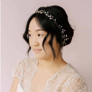 Twigs & Honey Sweet blossom and crystal hair vine